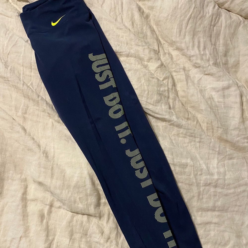Nike yoga pants